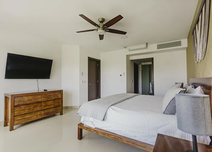726 Sur Casa Goldzmidth * Playa del Carmen